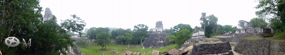 Flores und Tikal